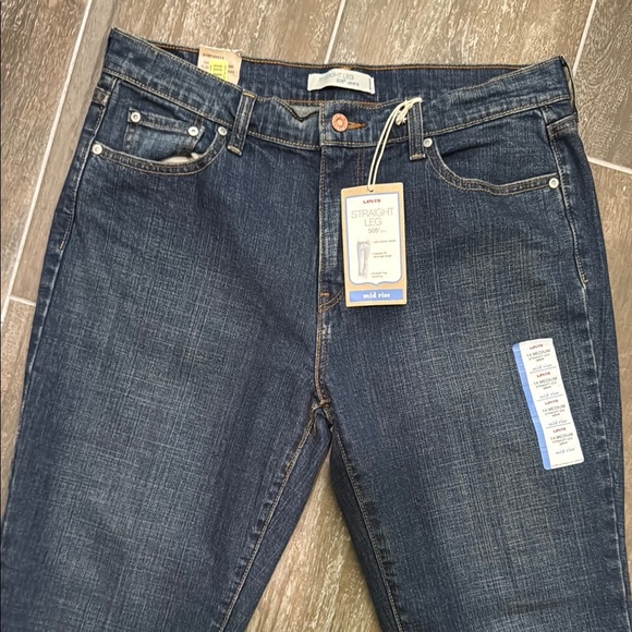 Levi's 505 Classic Blue Straight Leg mid rise Jeans Timeless Fit - Picture 3 of 10